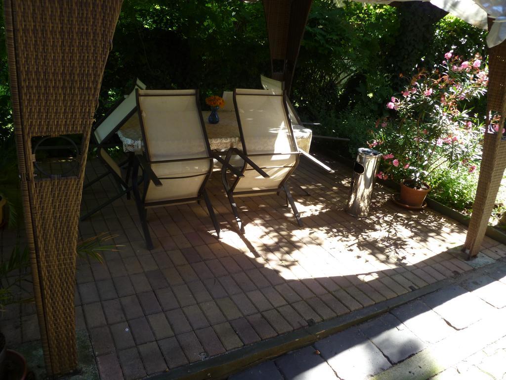 Liget Szálláshely Berettyóújfalu Exterior foto